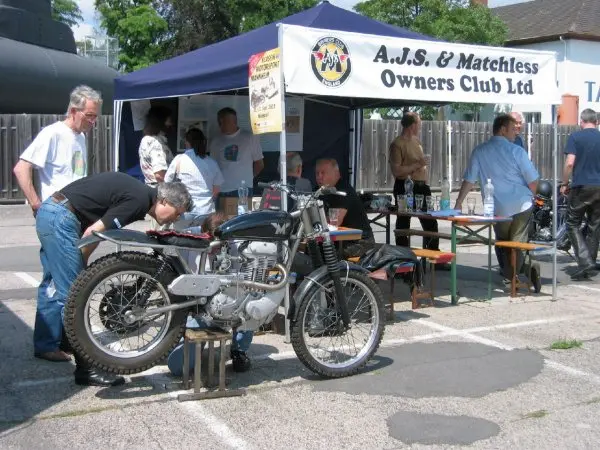 Der AMOC bei einem Oldtimertreffen Juli 2005